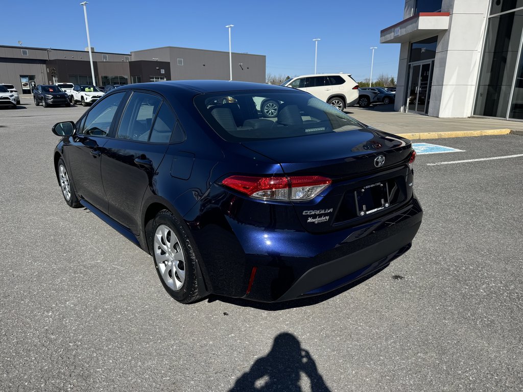 2020  Corolla LE CVT ONE OWNER TOYOTA CERTIFIED APPLE CARPLAY in Hawkesbury, Ontario - 3 - w1024h768px