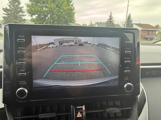2020 Toyota Corolla LE in Hawkesbury, Ontario - 18 - w1024h768px
