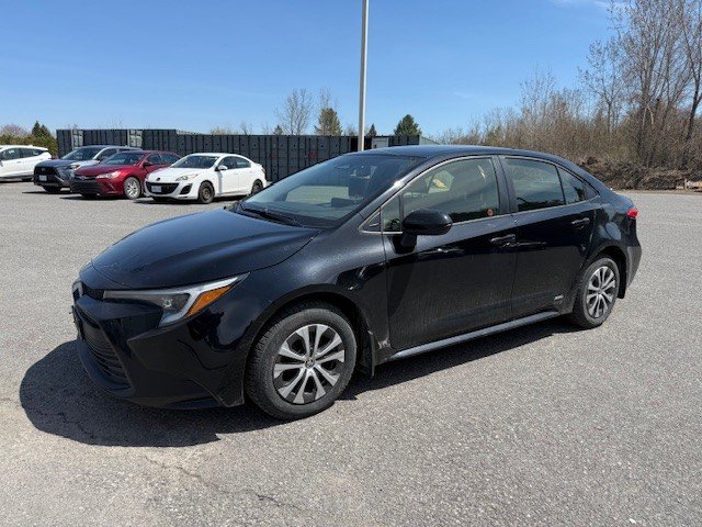 Toyota Corolla Hybride LE AWD 2023 à Hawkesbury, Ontario - 1 - w1024h768px