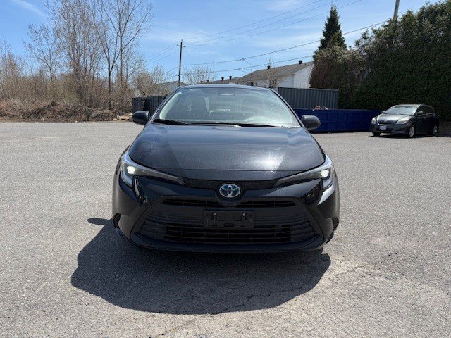 Toyota Corolla Hybride LE AWD 2023 à Hawkesbury, Ontario - 2 - w1024h768px
