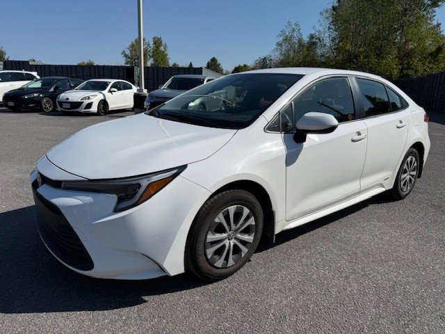 2023 Toyota Corolla Hybride LE AWD in Hawkesbury, Ontario - 1 - w1024h768px