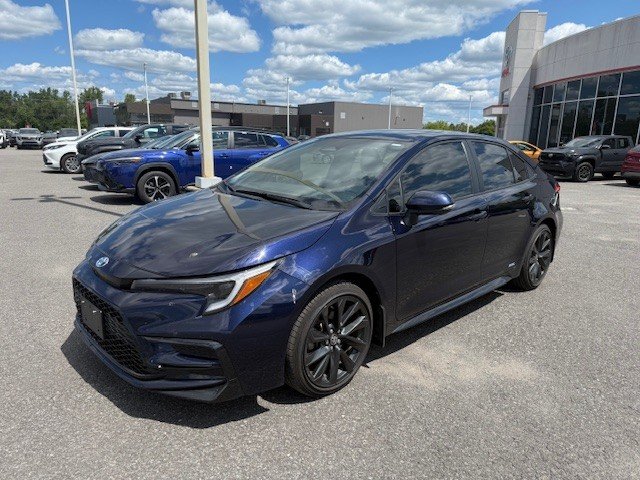 2024 Toyota Corolla Hybride SE AWD in Hawkesbury, Ontario - 1 - w1024h768px
