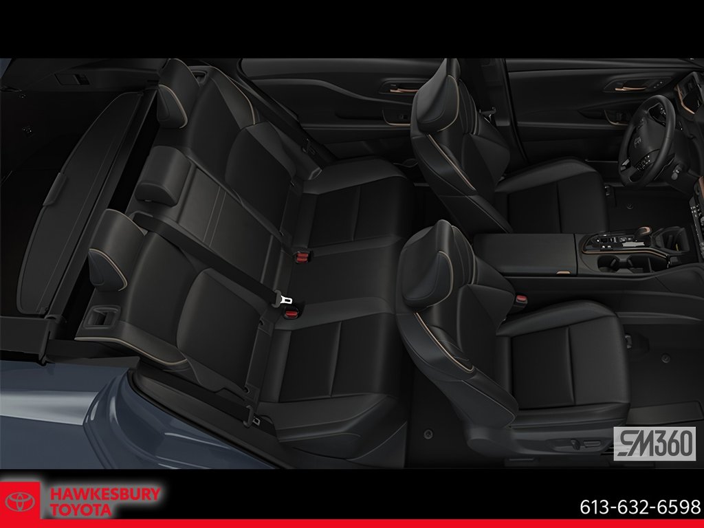 2025 Toyota Crown Signia Limited in Hawkesbury, Ontario - 4 - w1024h768px