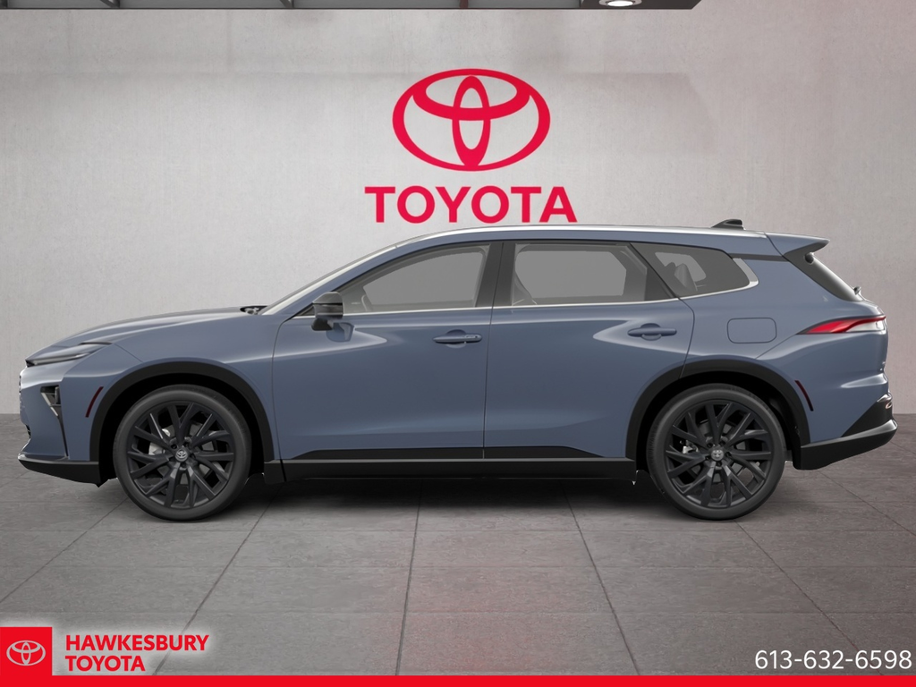 2026 Toyota Crown Signia Limited in Hawkesbury, Ontario - 2 - w1024h768px