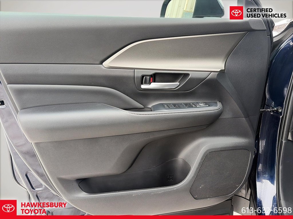 2024 Toyota Grand Highlander Hybrid XLE in Hawkesbury, Ontario - 10 - w1024h768px