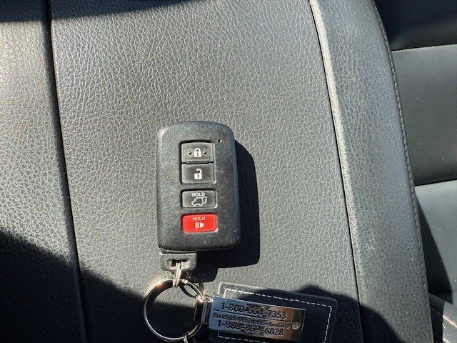 2015 Toyota Highlander XLE in Hawkesbury, Ontario - 21 - w1024h768px