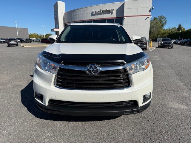 2015 Toyota Highlander XLE in Hawkesbury, Ontario - 2 - w1024h768px