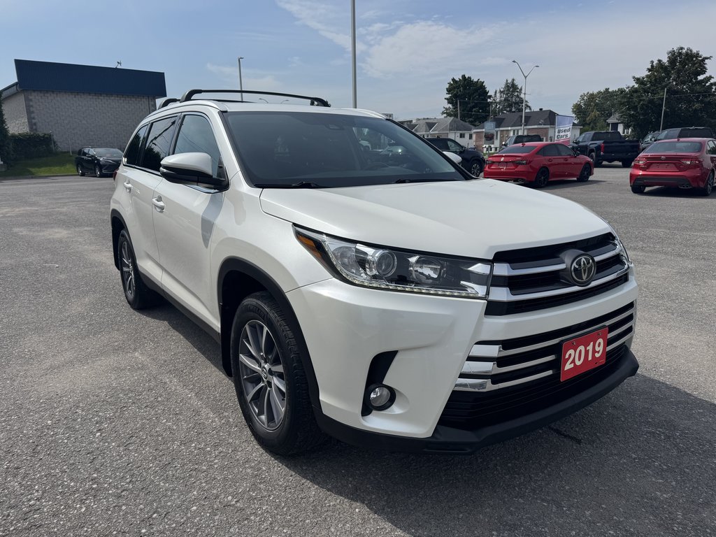 2019  Highlander XLE in Hawkesbury, Ontario - 5 - w1024h768px