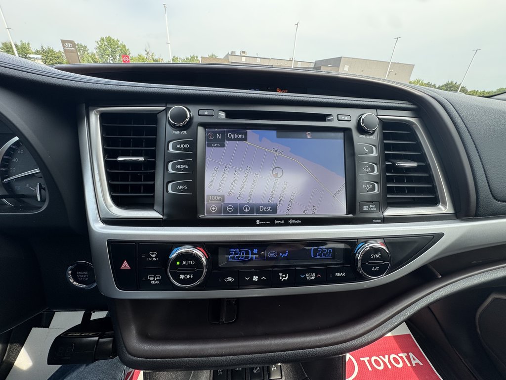 2019  Highlander XLE in Hawkesbury, Ontario - 17 - w1024h768px