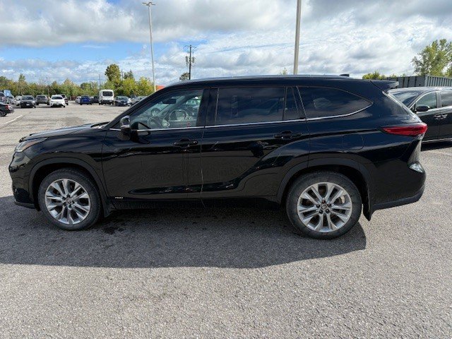 2023 Toyota Highlander Hybrid Limited in Hawkesbury, Ontario - 5 - w1024h768px