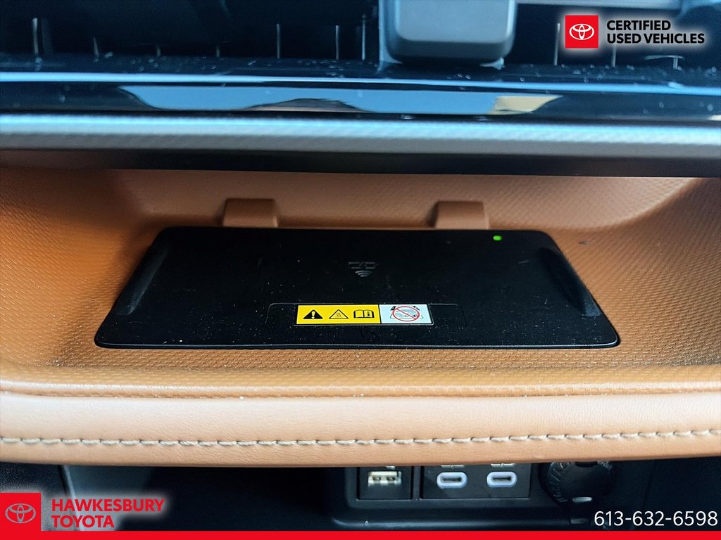 Toyota Highlander Hybrid Limited PLATINUM 2023 à Hawkesbury, Ontario - 18 - w1024h768px