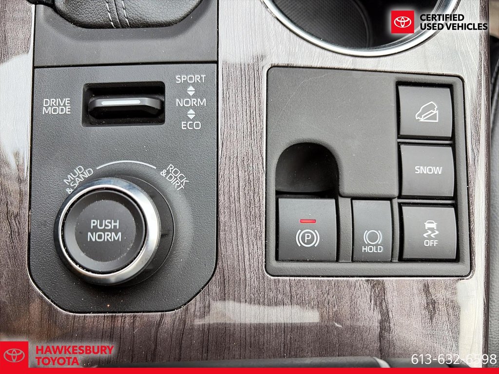 2023 Toyota Highlander LIMITED PLATINUM in Hawkesbury, Ontario - 17 - w1024h768px