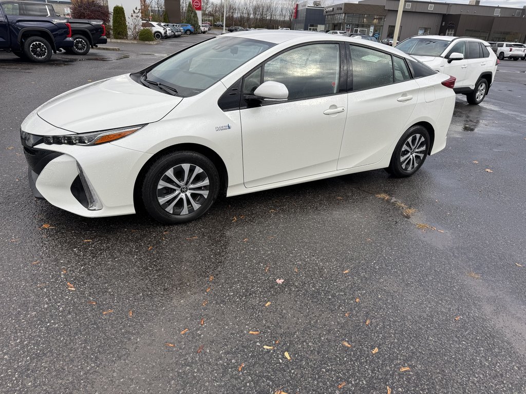 2020  PRIUS PRIME UPGRADE in Hawkesbury, Ontario - 2 - w1024h768px