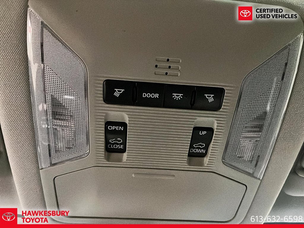 2021 Toyota RAV4 Hybrid XLE in Hawkesbury, Ontario - 16 - w1024h768px