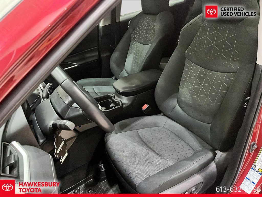 2021 Toyota RAV4 Hybrid XLE in Hawkesbury, Ontario - 8 - w1024h768px
