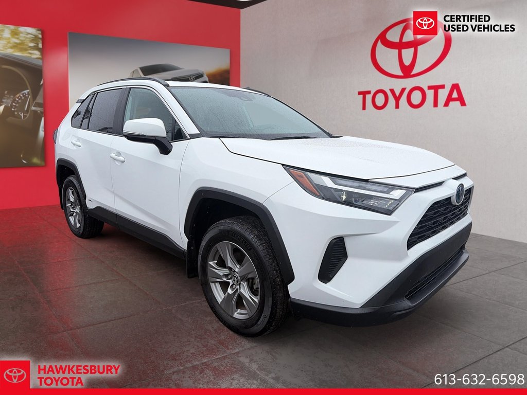 2024 Toyota RAV4 Hybrid HYBRID XLE AWD in Hawkesbury, Ontario - 3 - w1024h768px