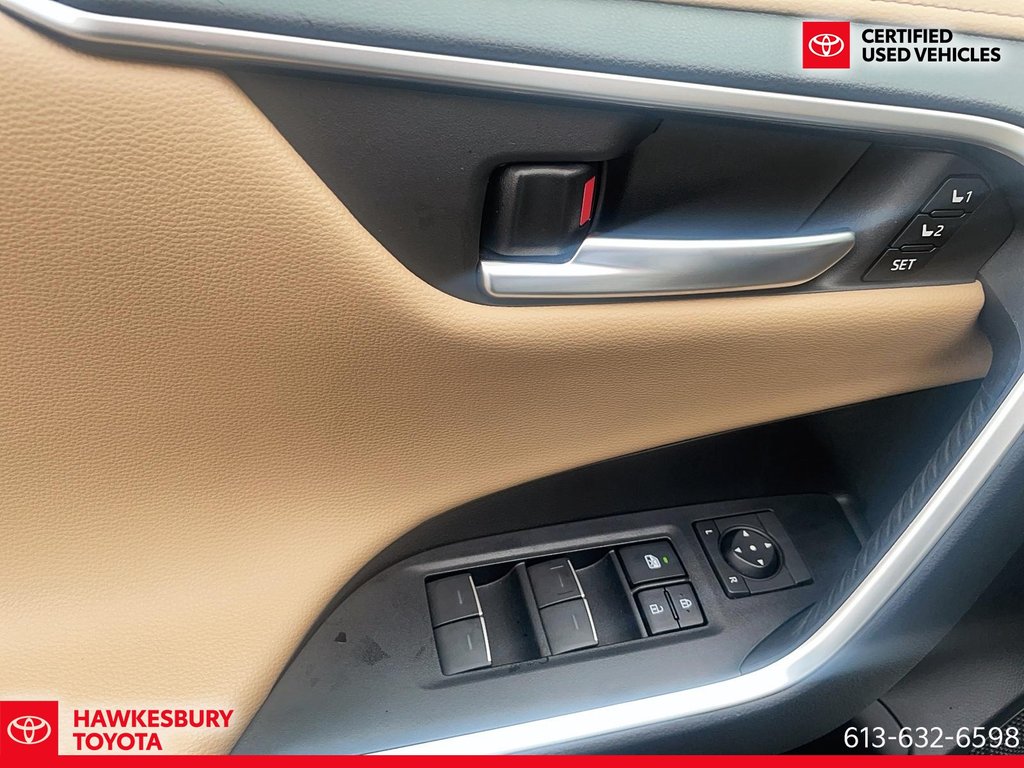 2025 Toyota RAV4 Hybrid LIMITED in Hawkesbury, Ontario - 14 - w1024h768px