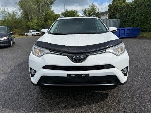 2018 Toyota RAV4 XLE in Hawkesbury, Ontario - 2 - w1024h768px