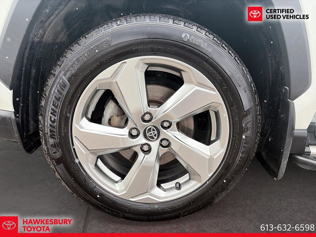 2019 Toyota RAV4 Hybrid LIMITED in Hawkesbury, Ontario - 10 - w1024h768px