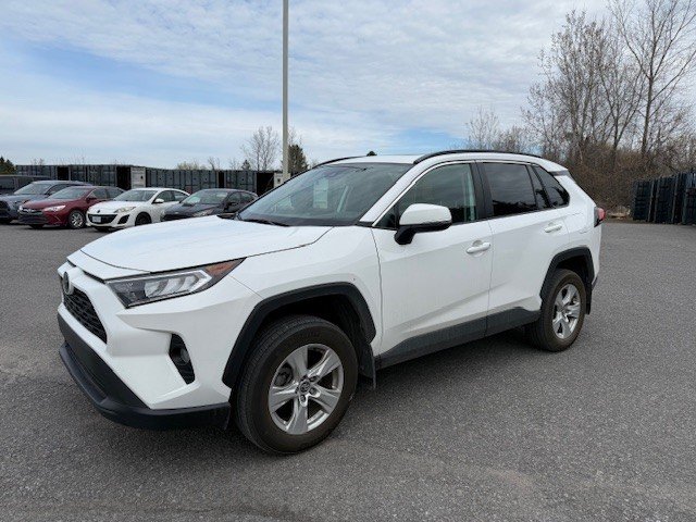 2020 Toyota RAV4 XLE in Hawkesbury, Ontario - 1 - w1024h768px