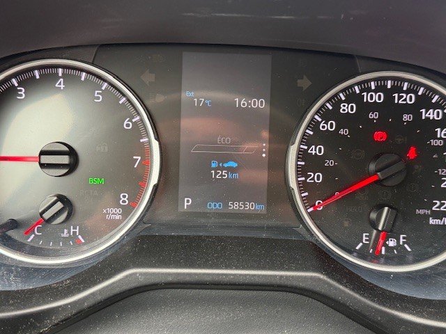 2020 Toyota RAV4 XLE in Hawkesbury, Ontario - 6 - w1024h768px