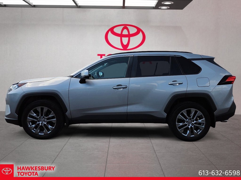 Toyota RAV4 XLE PREMIUM 2020 à Hawkesbury, Ontario - 8 - w1024h768px