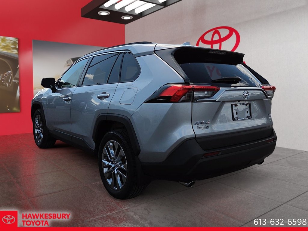 Toyota RAV4 XLE PREMIUM 2020 à Hawkesbury, Ontario - 7 - w1024h768px