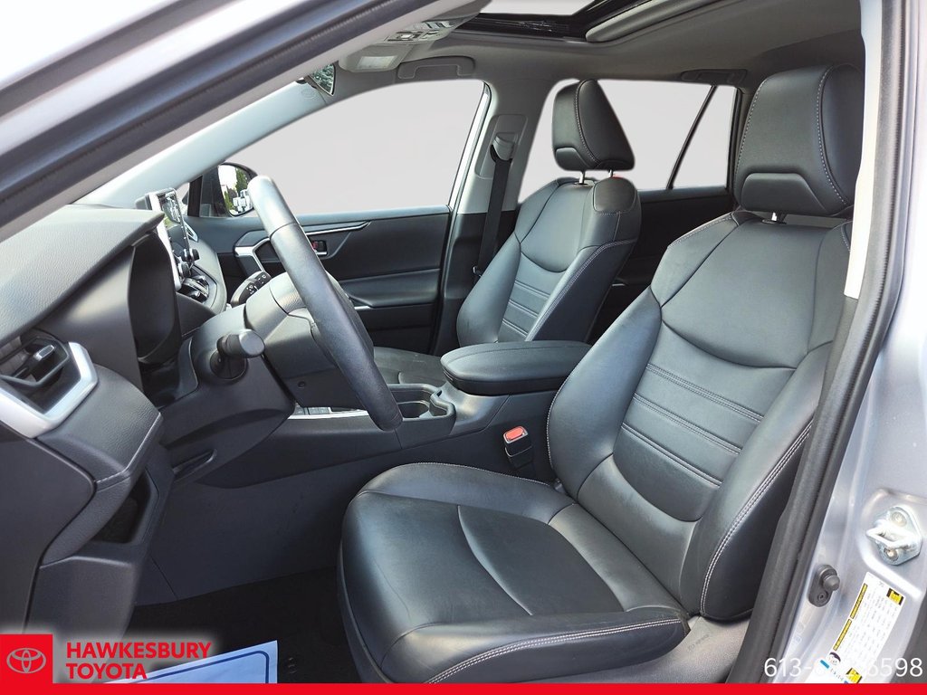 Toyota RAV4 XLE PREMIUM 2020 à Hawkesbury, Ontario - 11 - w1024h768px
