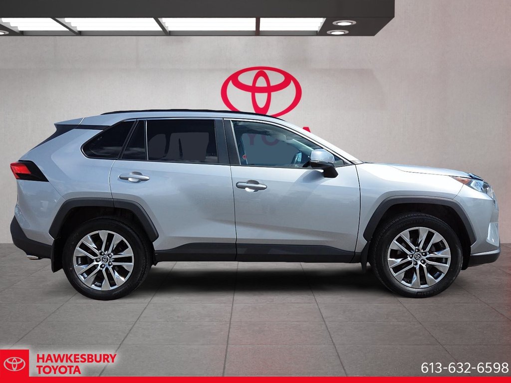 Toyota RAV4 XLE PREMIUM 2020 à Hawkesbury, Ontario - 4 - w1024h768px