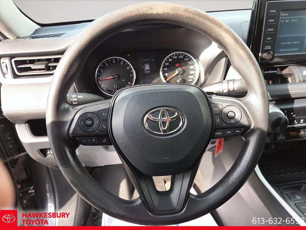 2020 Toyota RAV4 LE in Hawkesbury, Ontario - 14 - w1024h768px
