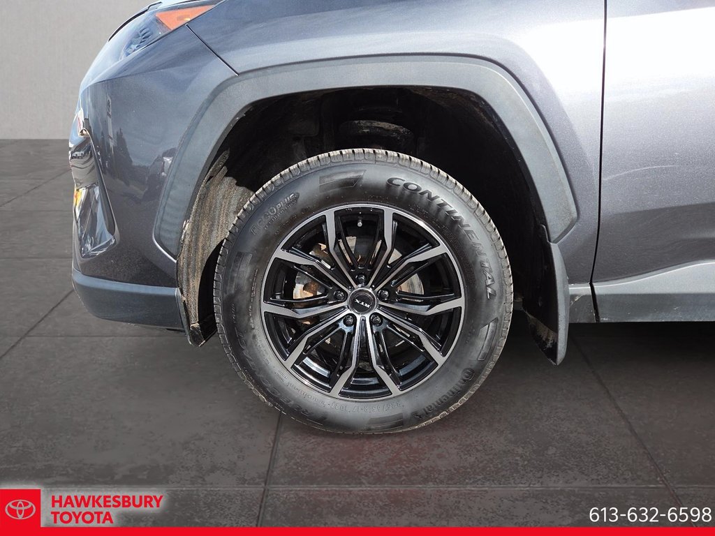 2020 Toyota RAV4 LE in Hawkesbury, Ontario - 10 - w1024h768px