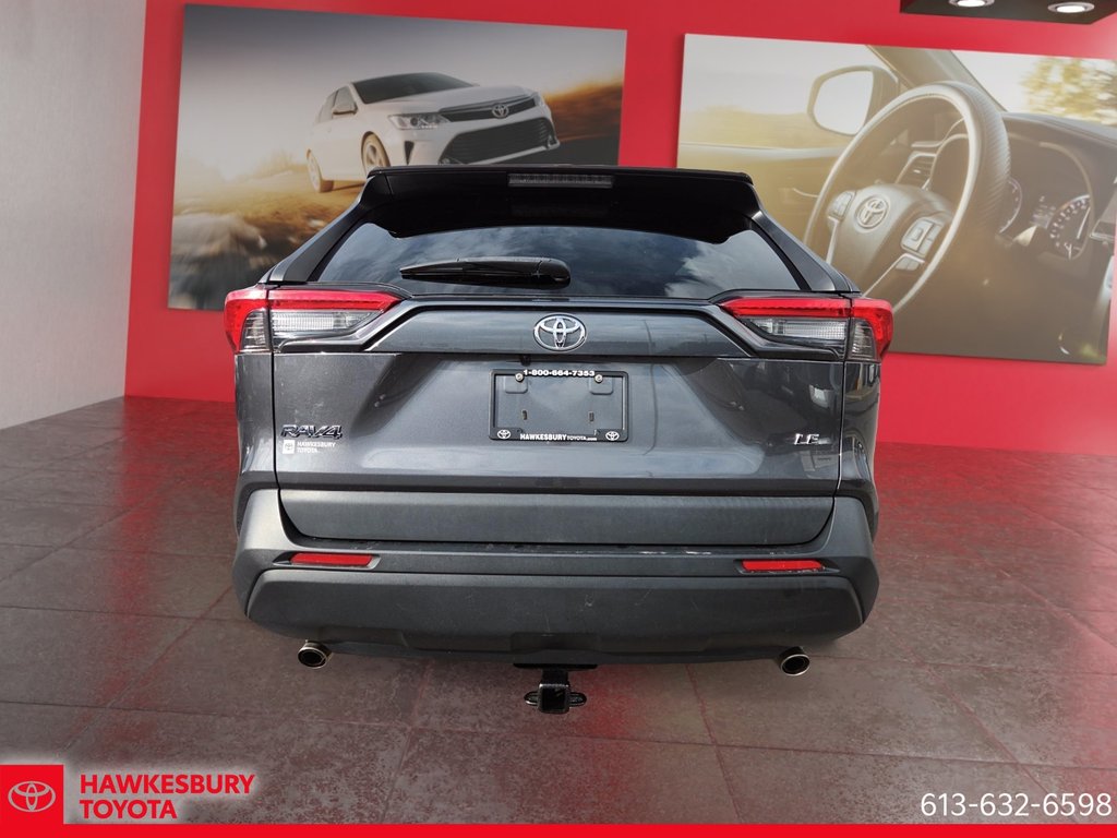 2020 Toyota RAV4 LE in Hawkesbury, Ontario - 6 - w1024h768px