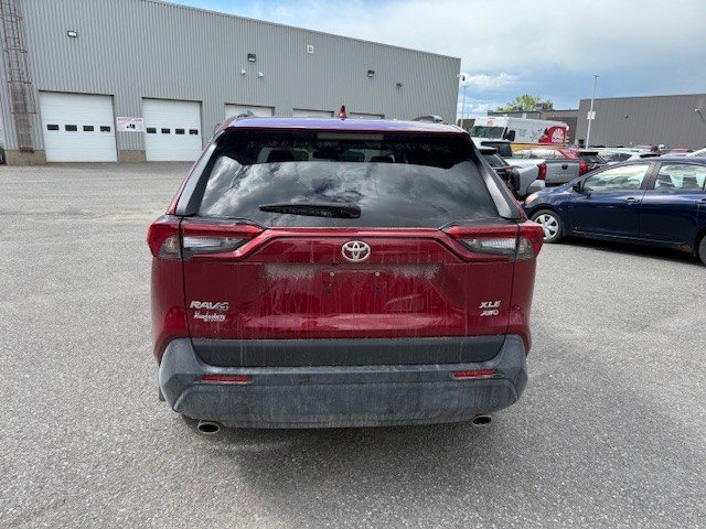 2021 Toyota RAV4 XLE in Hawkesbury, Ontario - 5 - w1024h768px