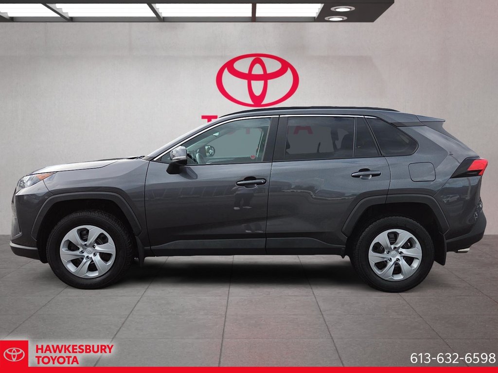 2021 Toyota RAV4 LE AWD in Hawkesbury, Ontario - 8 - w1024h768px