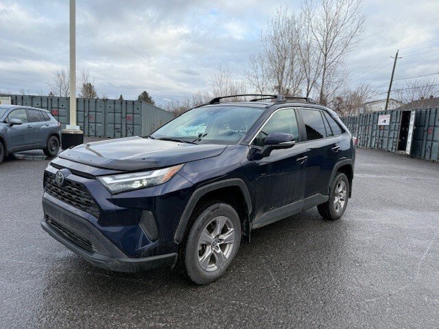 2022 Toyota RAV4 XLE in Hawkesbury, Ontario - 1 - w1024h768px