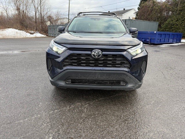 2022 Toyota RAV4 XLE in Hawkesbury, Ontario - 2 - w1024h768px