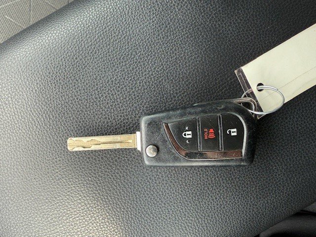 Toyota RAV4 Hybrid LE 2022 à Hawkesbury, Ontario - 18 - w1024h768px