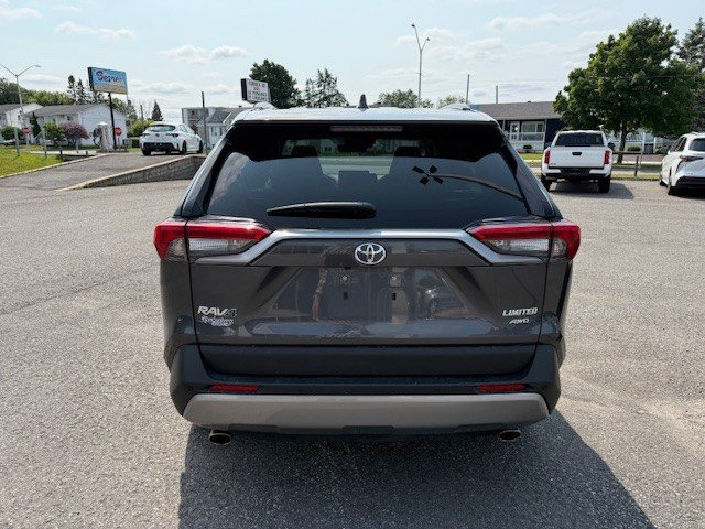 2022 Toyota RAV4 Limited in Hawkesbury, Ontario - 4 - w1024h768px