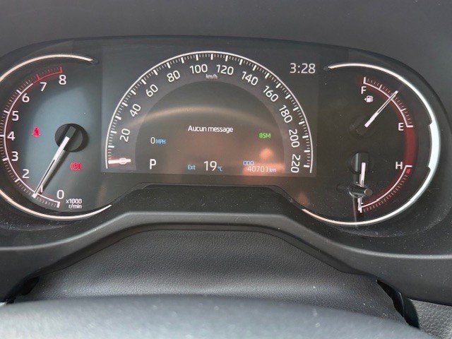 2022 Toyota RAV4 Limited in Hawkesbury, Ontario - 7 - w1024h768px