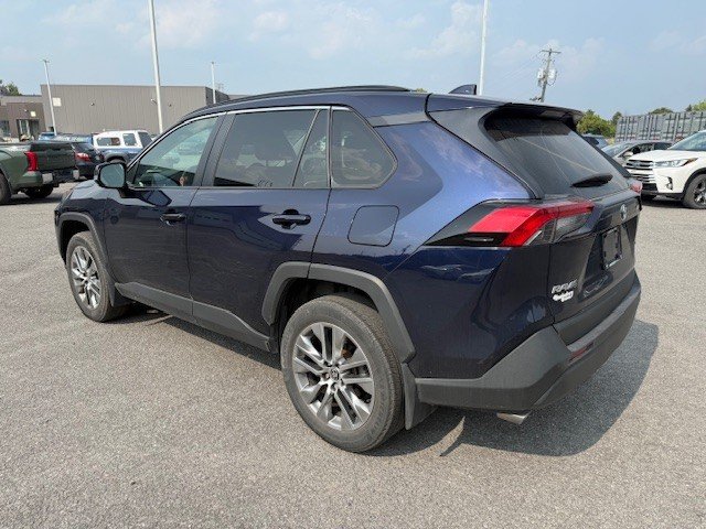 Toyota RAV4 XLE Premium 2022 à Hawkesbury, Ontario - 3 - w1024h768px