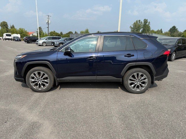 Toyota RAV4 XLE Premium 2022 à Hawkesbury, Ontario - 6 - w1024h768px