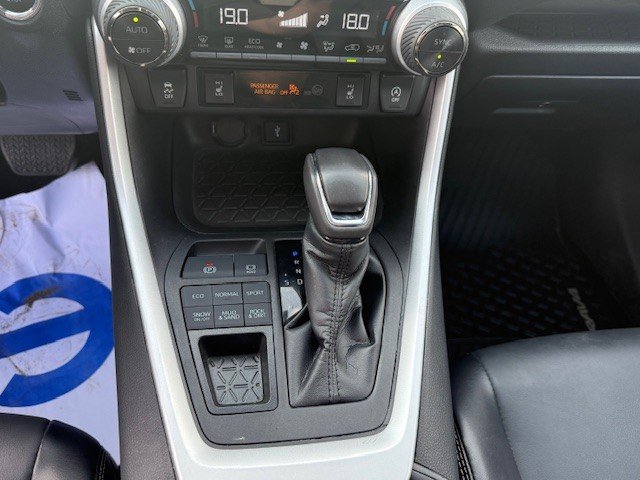 2022 Toyota RAV4 XLE Premium in Hawkesbury, Ontario - 15 - w1024h768px