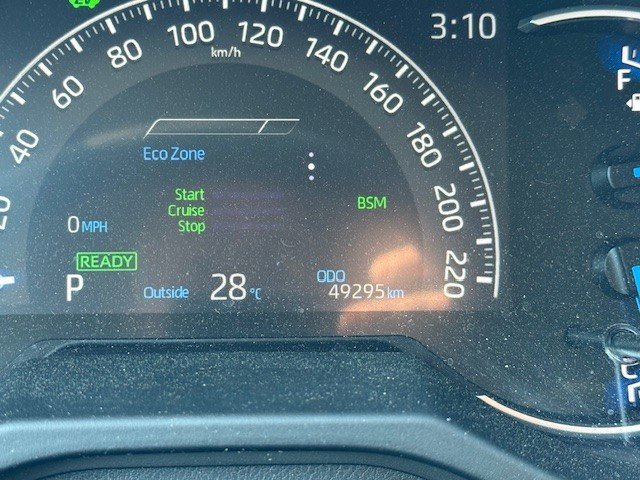 2023 Toyota RAV4 Hybrid LE in Hawkesbury, Ontario - 8 - w1024h768px
