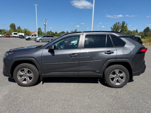 2023 Toyota RAV4 Hybrid LE in Hawkesbury, Ontario - 7 - w1024h768px