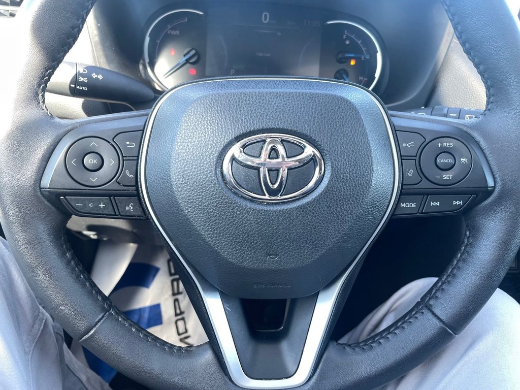 2023 Toyota RAV4 Hybrid XLE in Hawkesbury, Ontario - 11 - w1024h768px