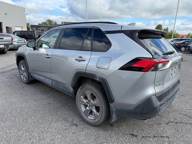 2023 Toyota RAV4 Hybrid XLE in Hawkesbury, Ontario - 3 - w1024h768px