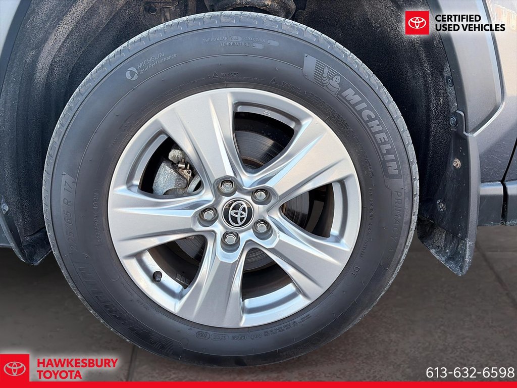Toyota RAV4  2023 à Hawkesbury, Ontario - 10 - w1024h768px