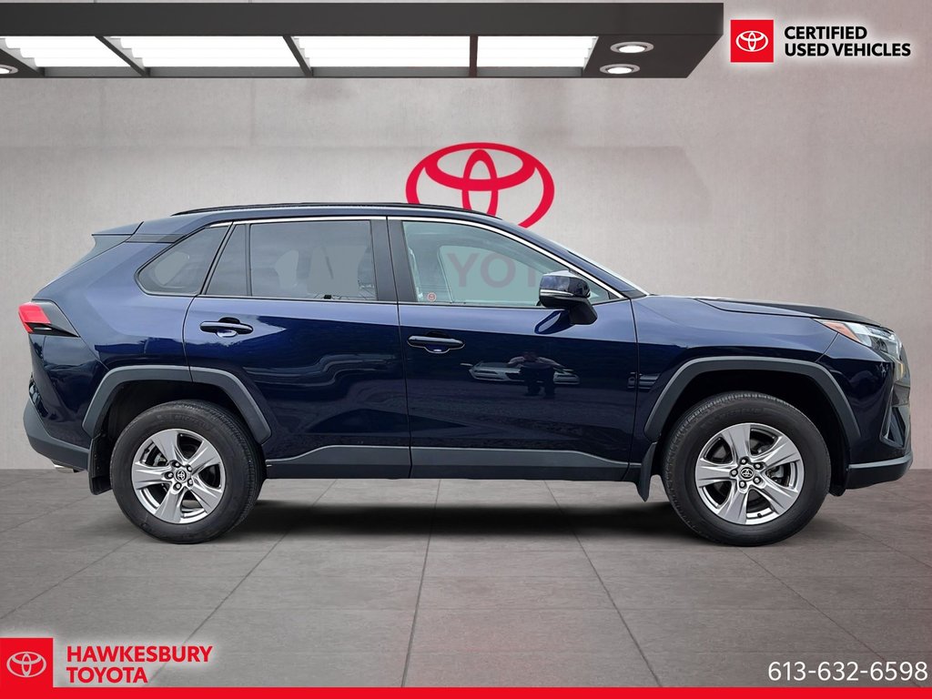 2023 Toyota RAV4 XLE AWD TOIT OUVRANT in Hawkesbury, Ontario - 4 - w1024h768px