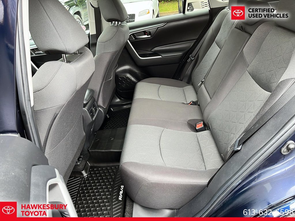 2023 Toyota RAV4 XLE AWD TOIT OUVRANT in Hawkesbury, Ontario - 11 - w1024h768px