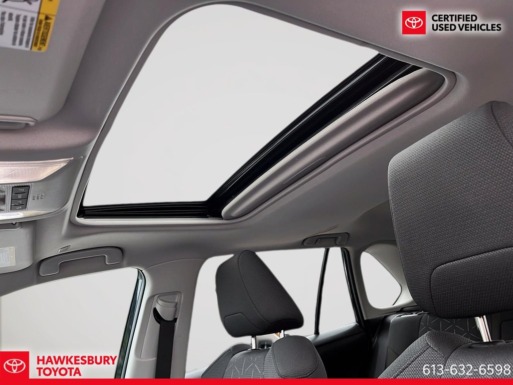 2023 Toyota RAV4 XLE AWD TOIT OUVRANT in Hawkesbury, Ontario - 21 - w1024h768px